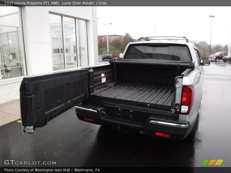 Lunar Silver Metallic / Gray 2017 Honda Ridgeline RTL AWD