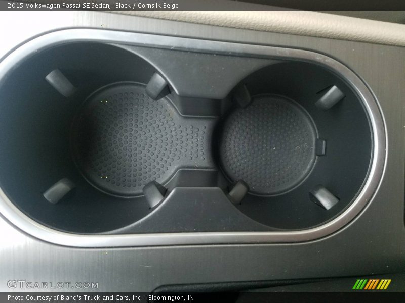 Black / Cornsilk Beige 2015 Volkswagen Passat SE Sedan