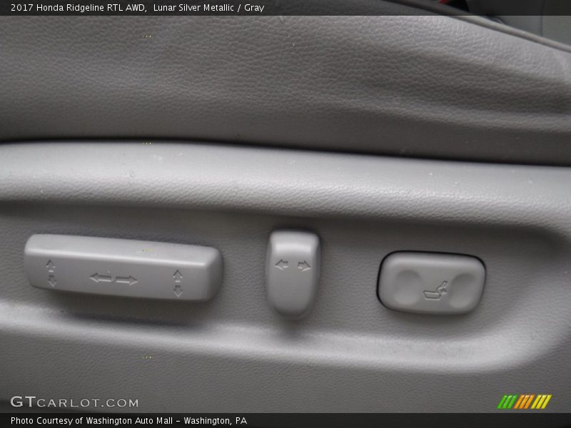 Lunar Silver Metallic / Gray 2017 Honda Ridgeline RTL AWD