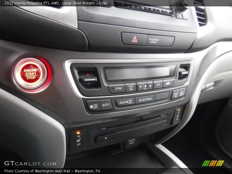 Lunar Silver Metallic / Gray 2017 Honda Ridgeline RTL AWD