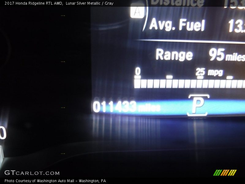 Lunar Silver Metallic / Gray 2017 Honda Ridgeline RTL AWD