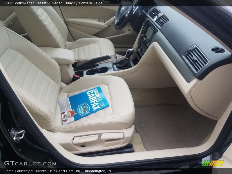 Black / Cornsilk Beige 2015 Volkswagen Passat SE Sedan