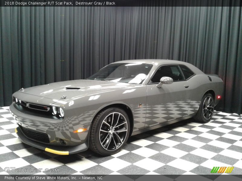 Destroyer Gray / Black 2018 Dodge Challenger R/T Scat Pack