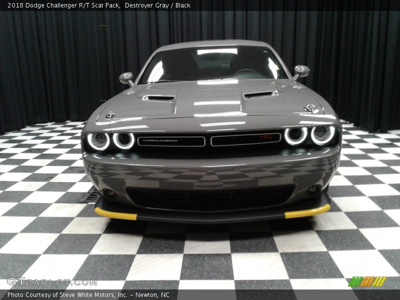 Destroyer Gray / Black 2018 Dodge Challenger R/T Scat Pack