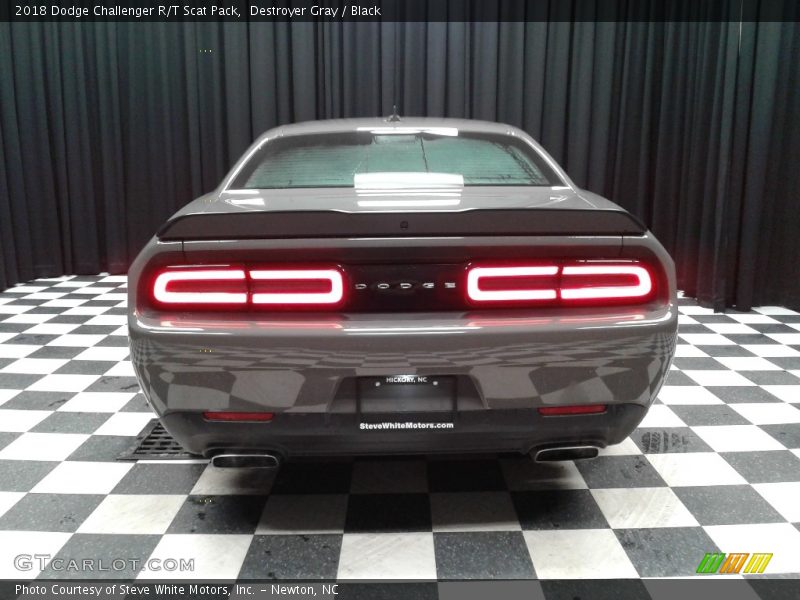 Destroyer Gray / Black 2018 Dodge Challenger R/T Scat Pack