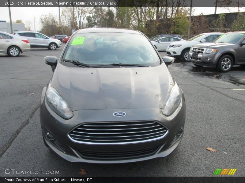 Magnetic Metallic / Charcoal Black 2015 Ford Fiesta SE Sedan