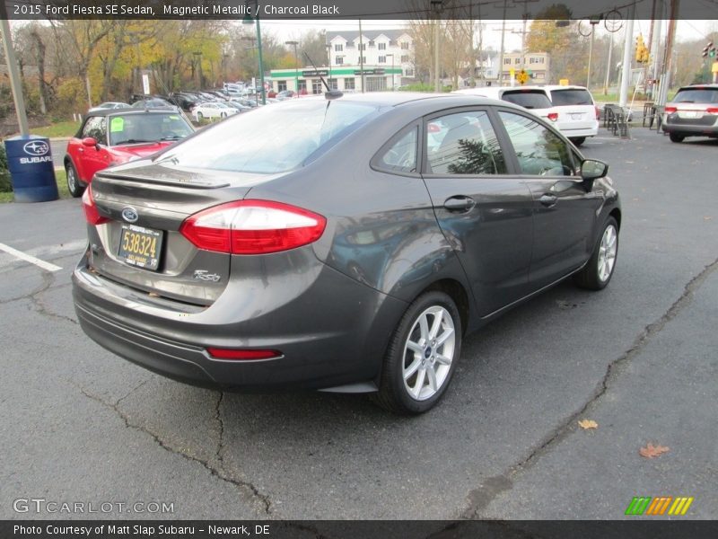 Magnetic Metallic / Charcoal Black 2015 Ford Fiesta SE Sedan