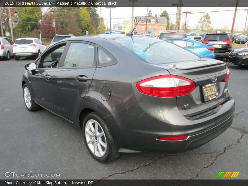 Magnetic Metallic / Charcoal Black 2015 Ford Fiesta SE Sedan