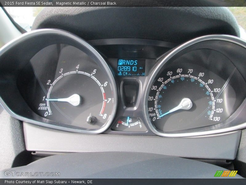 Magnetic Metallic / Charcoal Black 2015 Ford Fiesta SE Sedan
