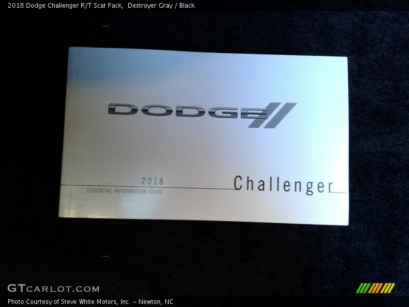 Destroyer Gray / Black 2018 Dodge Challenger R/T Scat Pack