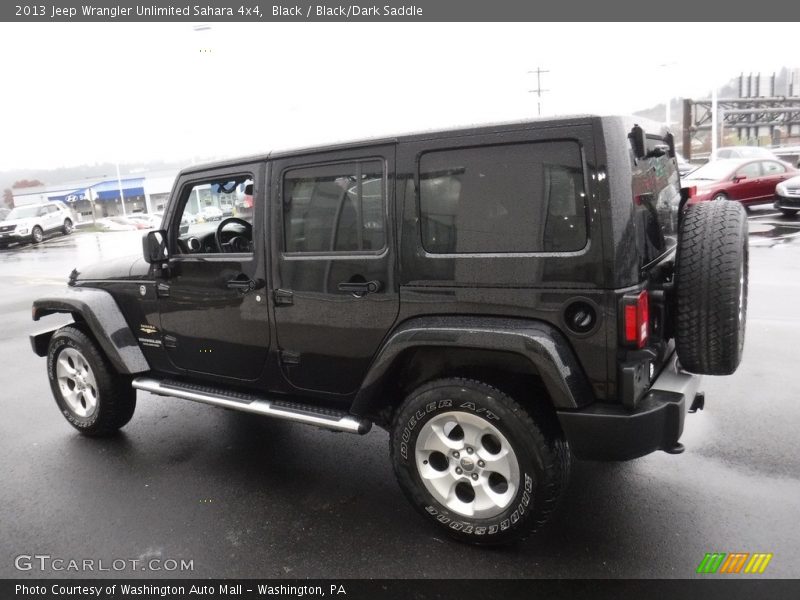 Black / Black/Dark Saddle 2013 Jeep Wrangler Unlimited Sahara 4x4