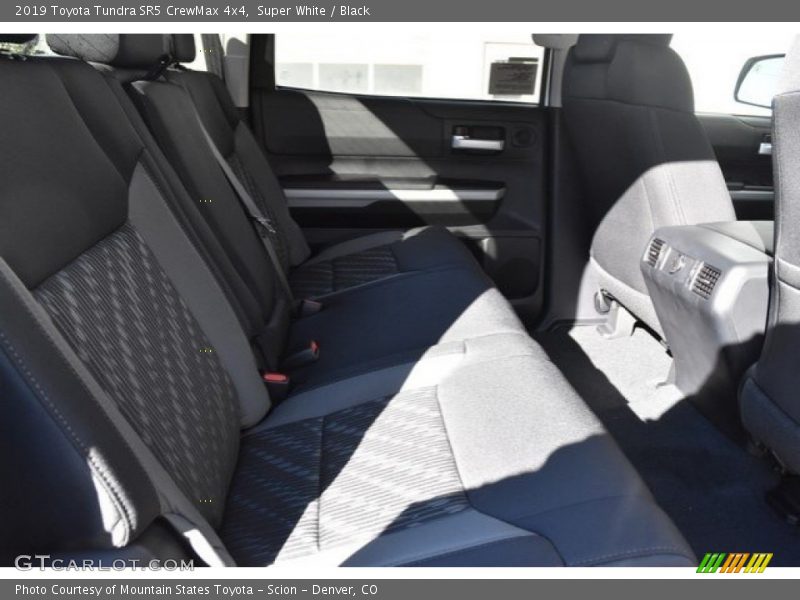 Super White / Black 2019 Toyota Tundra SR5 CrewMax 4x4