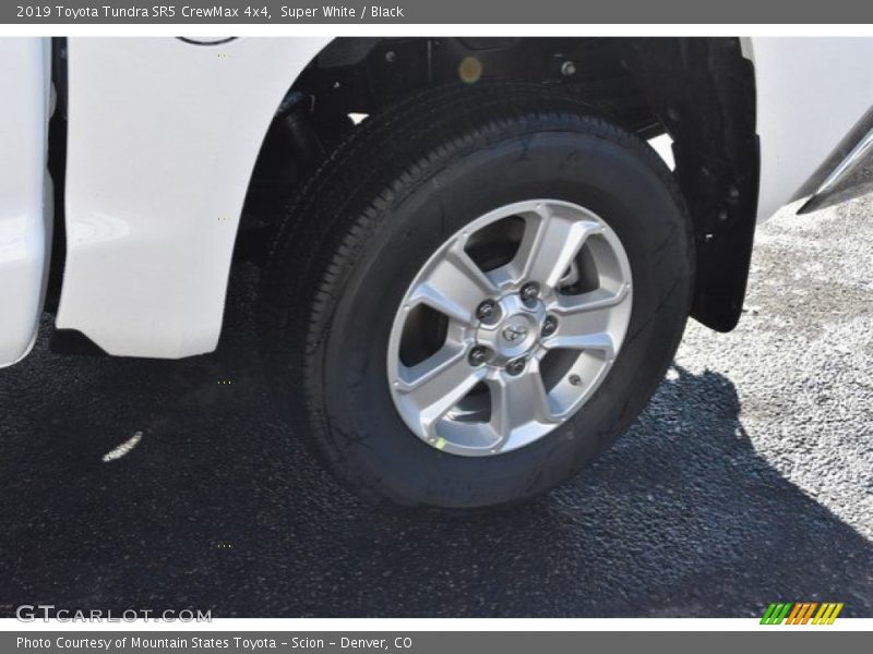 Super White / Black 2019 Toyota Tundra SR5 CrewMax 4x4