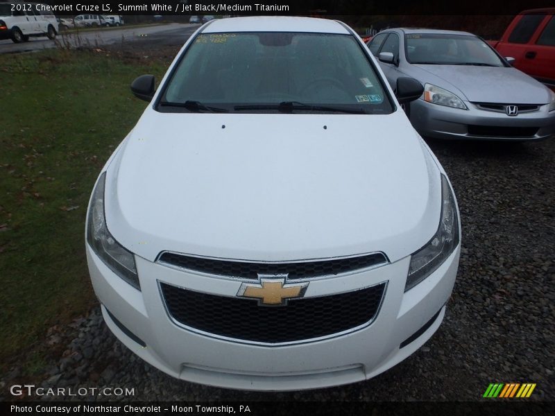 Summit White / Jet Black/Medium Titanium 2012 Chevrolet Cruze LS