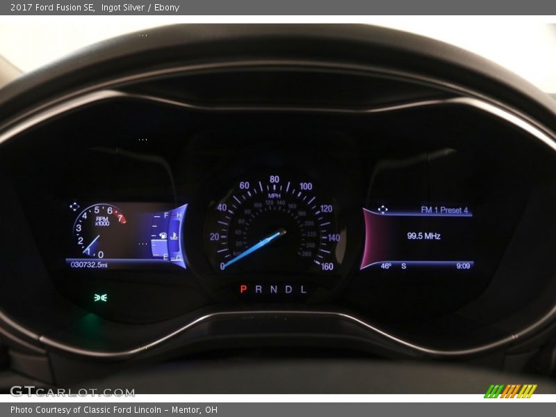 Ingot Silver / Ebony 2017 Ford Fusion SE