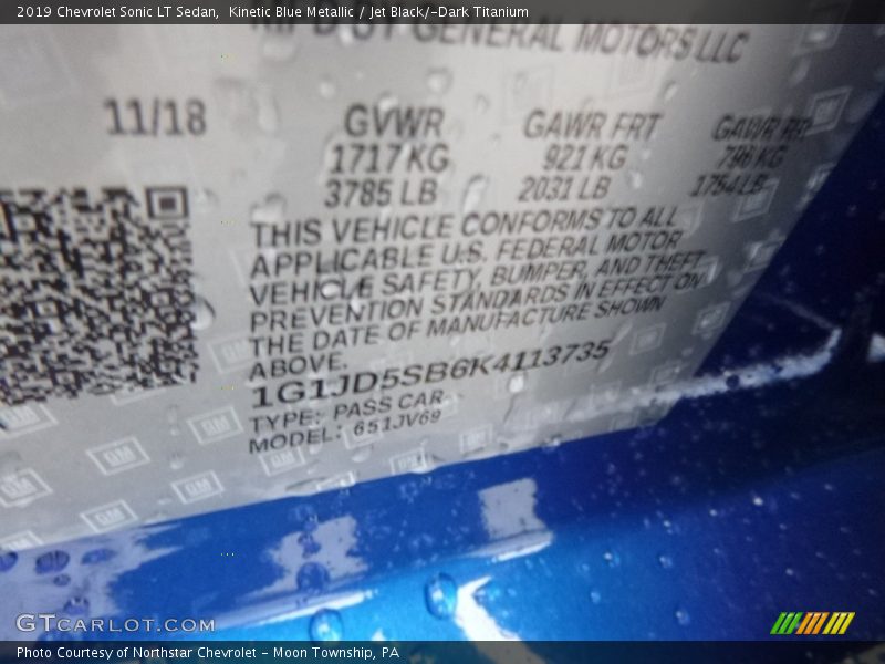 Kinetic Blue Metallic / Jet Black/­Dark Titanium 2019 Chevrolet Sonic LT Sedan