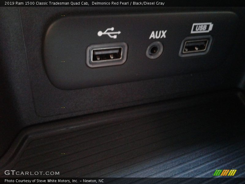 Delmonico Red Pearl / Black/Diesel Gray 2019 Ram 1500 Classic Tradesman Quad Cab