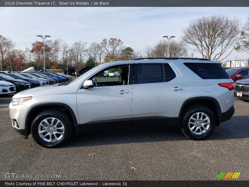 Silver Ice Metallic / Jet Black 2019 Chevrolet Traverse LT