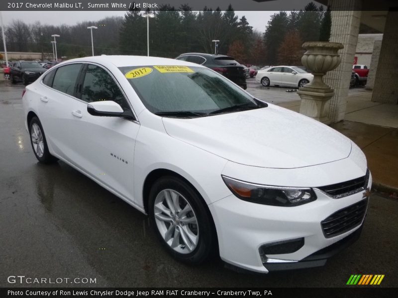 Summit White / Jet Black 2017 Chevrolet Malibu LT