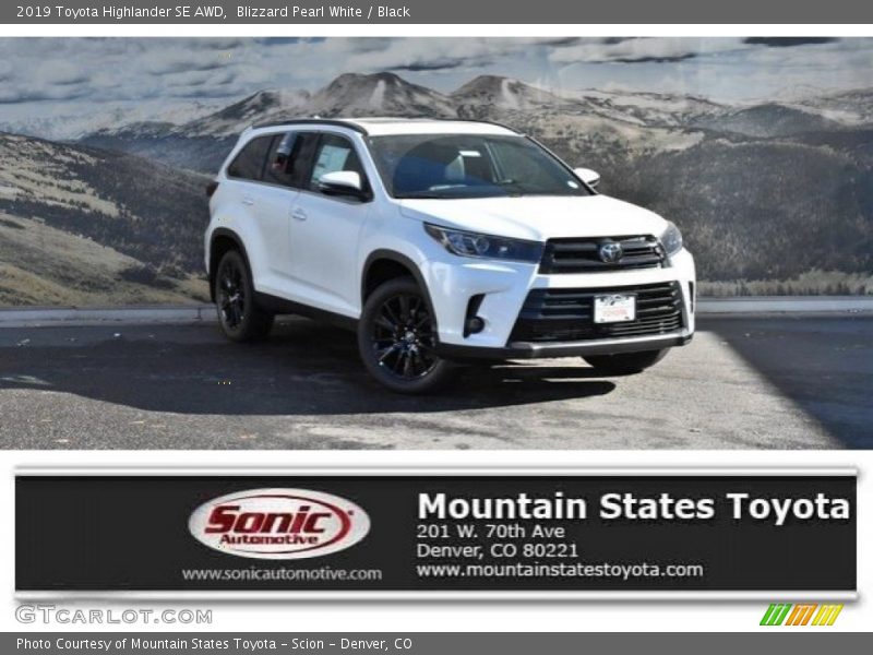 Blizzard Pearl White / Black 2019 Toyota Highlander SE AWD