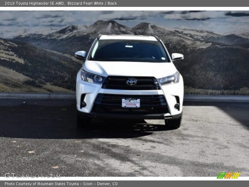 Blizzard Pearl White / Black 2019 Toyota Highlander SE AWD