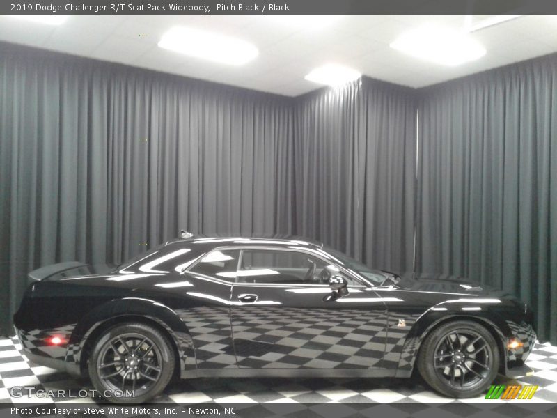  2019 Challenger R/T Scat Pack Widebody Pitch Black