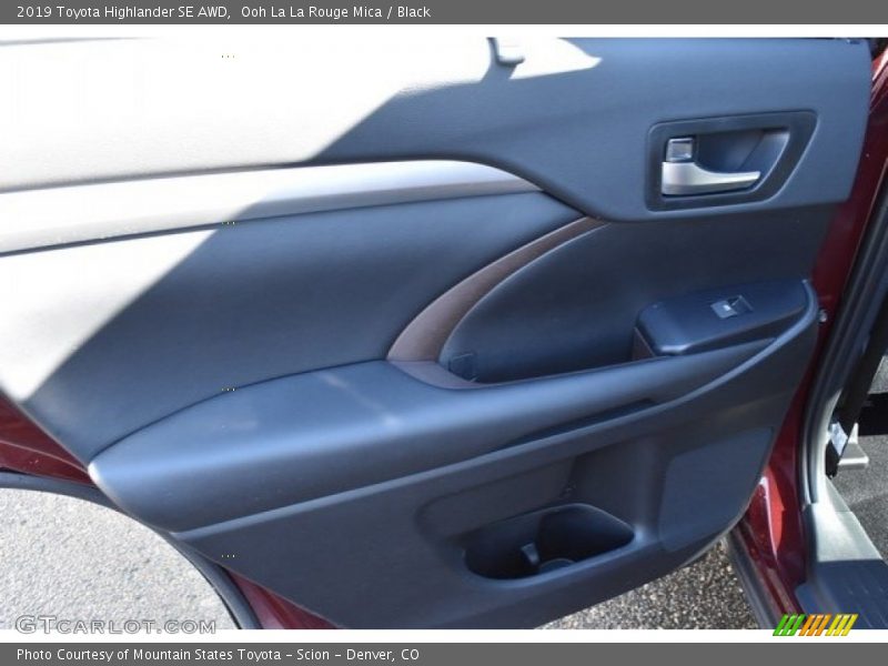 Ooh La La Rouge Mica / Black 2019 Toyota Highlander SE AWD