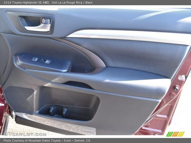 Ooh La La Rouge Mica / Black 2019 Toyota Highlander SE AWD