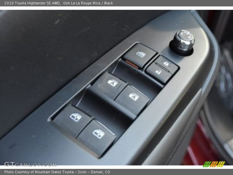 Ooh La La Rouge Mica / Black 2019 Toyota Highlander SE AWD