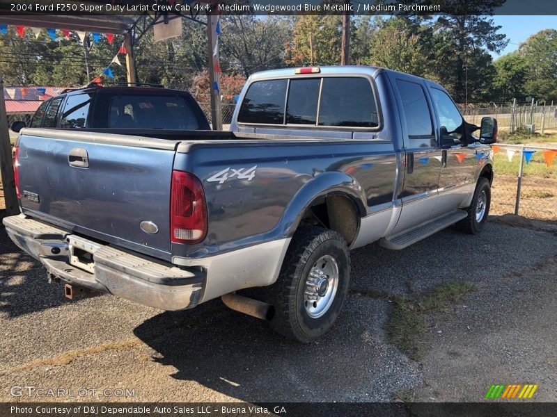 Medium Wedgewood Blue Metallic / Medium Parchment 2004 Ford F250 Super Duty Lariat Crew Cab 4x4