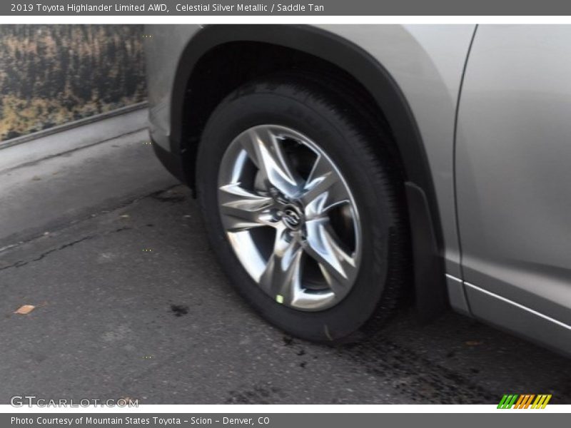 Celestial Silver Metallic / Saddle Tan 2019 Toyota Highlander Limited AWD