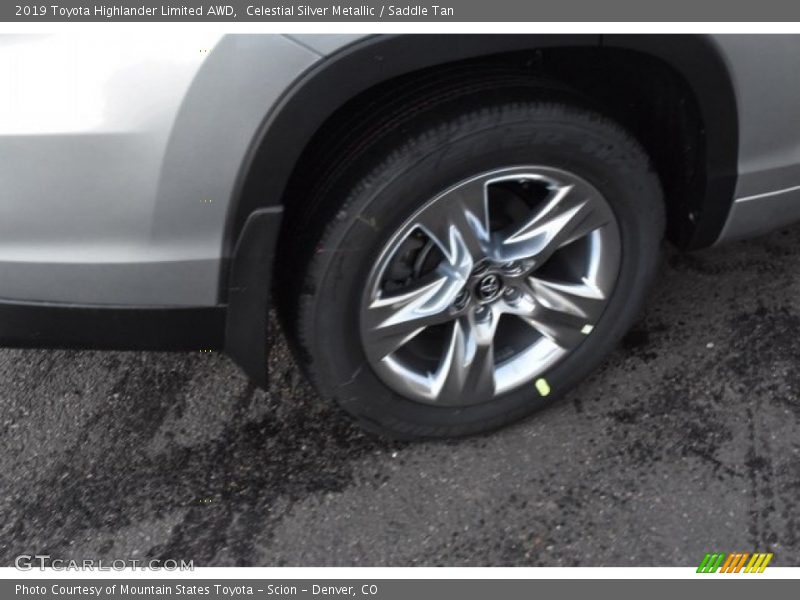 Celestial Silver Metallic / Saddle Tan 2019 Toyota Highlander Limited AWD