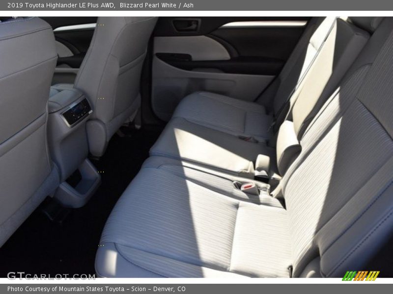Blizzard Pearl White / Ash 2019 Toyota Highlander LE Plus AWD