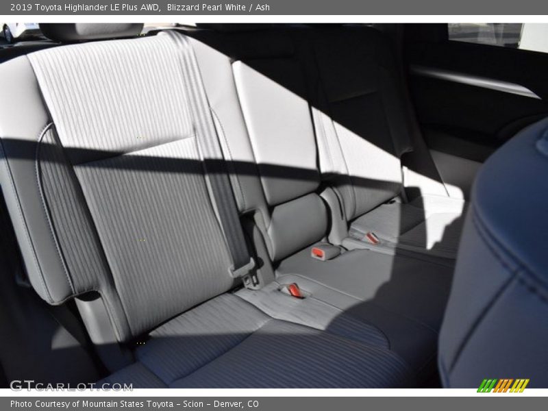 Blizzard Pearl White / Ash 2019 Toyota Highlander LE Plus AWD