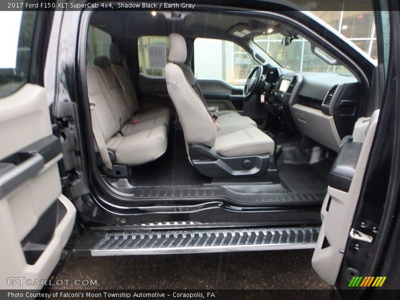 Shadow Black / Earth Gray 2017 Ford F150 XLT SuperCab 4x4