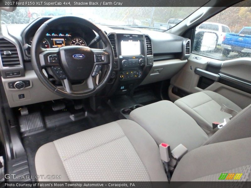 Shadow Black / Earth Gray 2017 Ford F150 XLT SuperCab 4x4