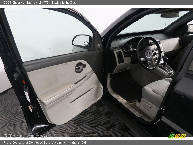 Black / Light Gray 2005 Chevrolet Equinox LS AWD