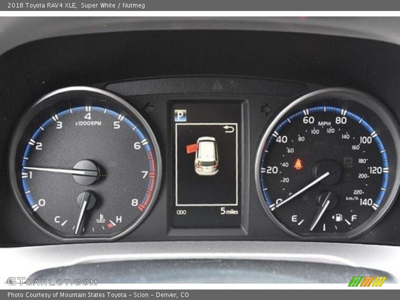 Super White / Nutmeg 2018 Toyota RAV4 XLE