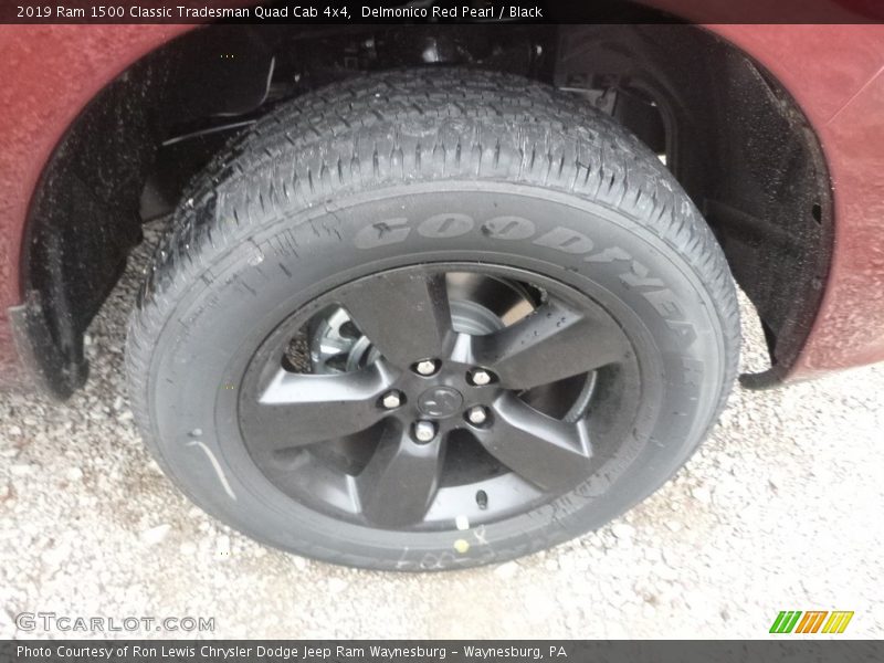Delmonico Red Pearl / Black 2019 Ram 1500 Classic Tradesman Quad Cab 4x4
