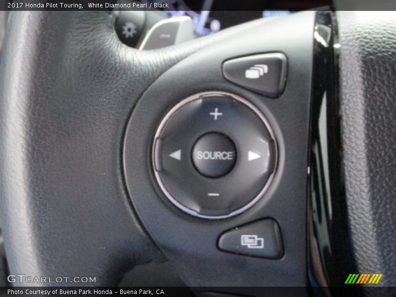 White Diamond Pearl / Black 2017 Honda Pilot Touring