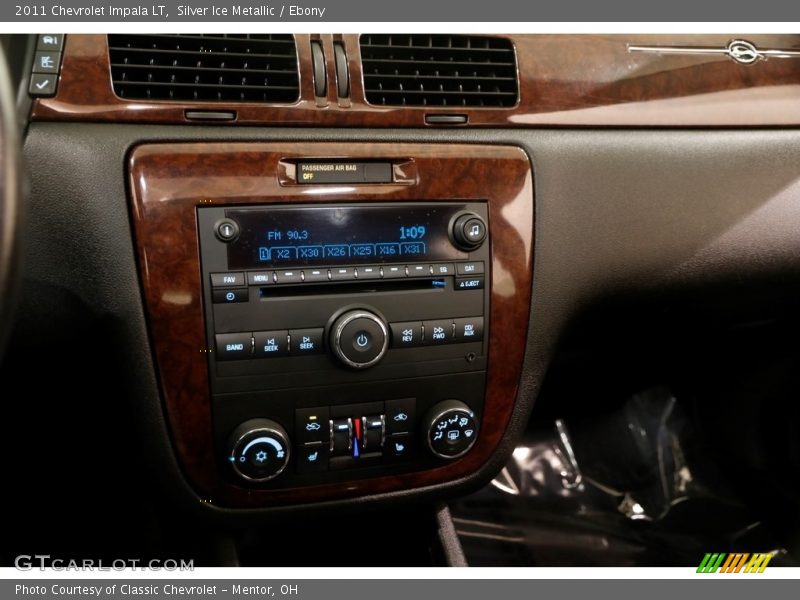 Silver Ice Metallic / Ebony 2011 Chevrolet Impala LT