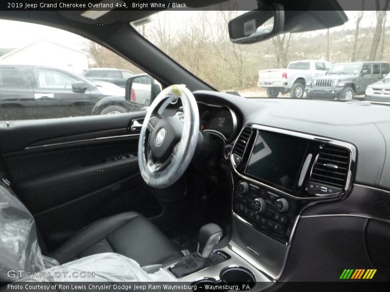 Bright White / Black 2019 Jeep Grand Cherokee Overland 4x4