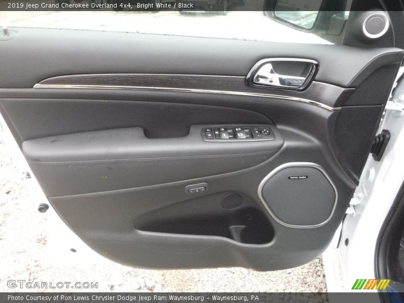 Bright White / Black 2019 Jeep Grand Cherokee Overland 4x4