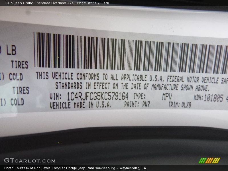 Bright White / Black 2019 Jeep Grand Cherokee Overland 4x4