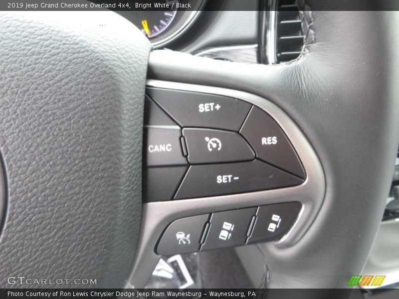 Bright White / Black 2019 Jeep Grand Cherokee Overland 4x4