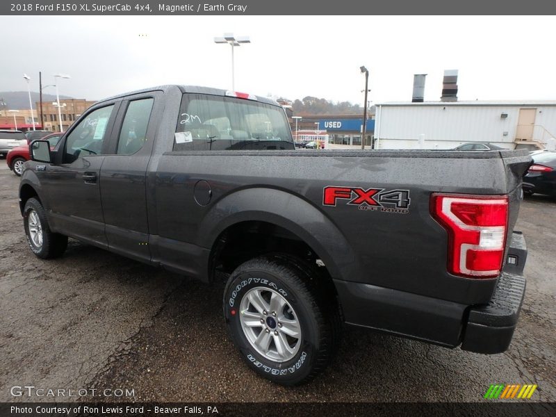 Magnetic / Earth Gray 2018 Ford F150 XL SuperCab 4x4