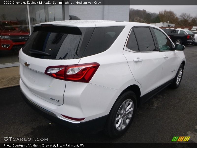 Summit White / Medium Ash Gray 2019 Chevrolet Equinox LT AWD