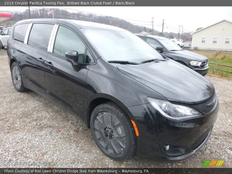 Brilliant Black Crystal Pearl / Black/Black 2019 Chrysler Pacifica Touring Plus