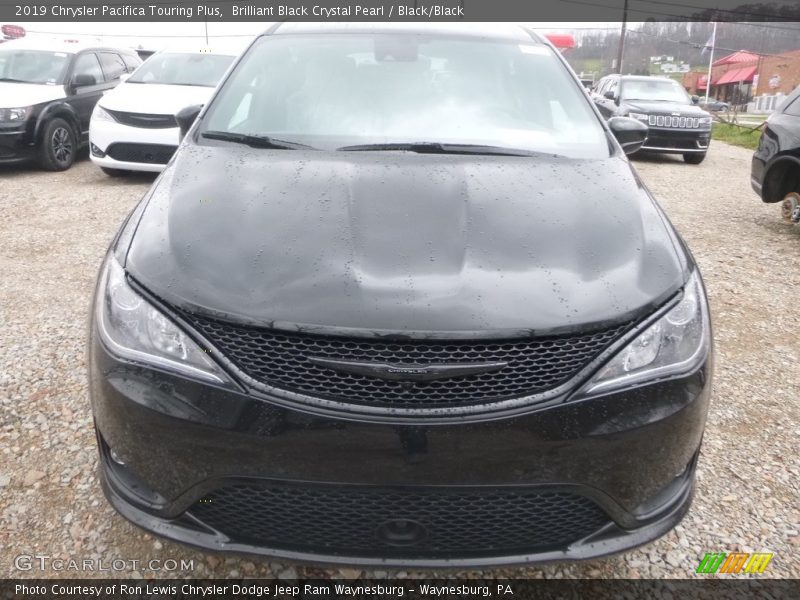 Brilliant Black Crystal Pearl / Black/Black 2019 Chrysler Pacifica Touring Plus