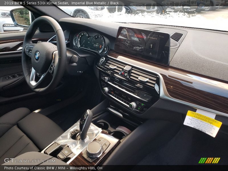 Imperial Blue Metallic / Black 2019 BMW 5 Series 530i xDrive Sedan